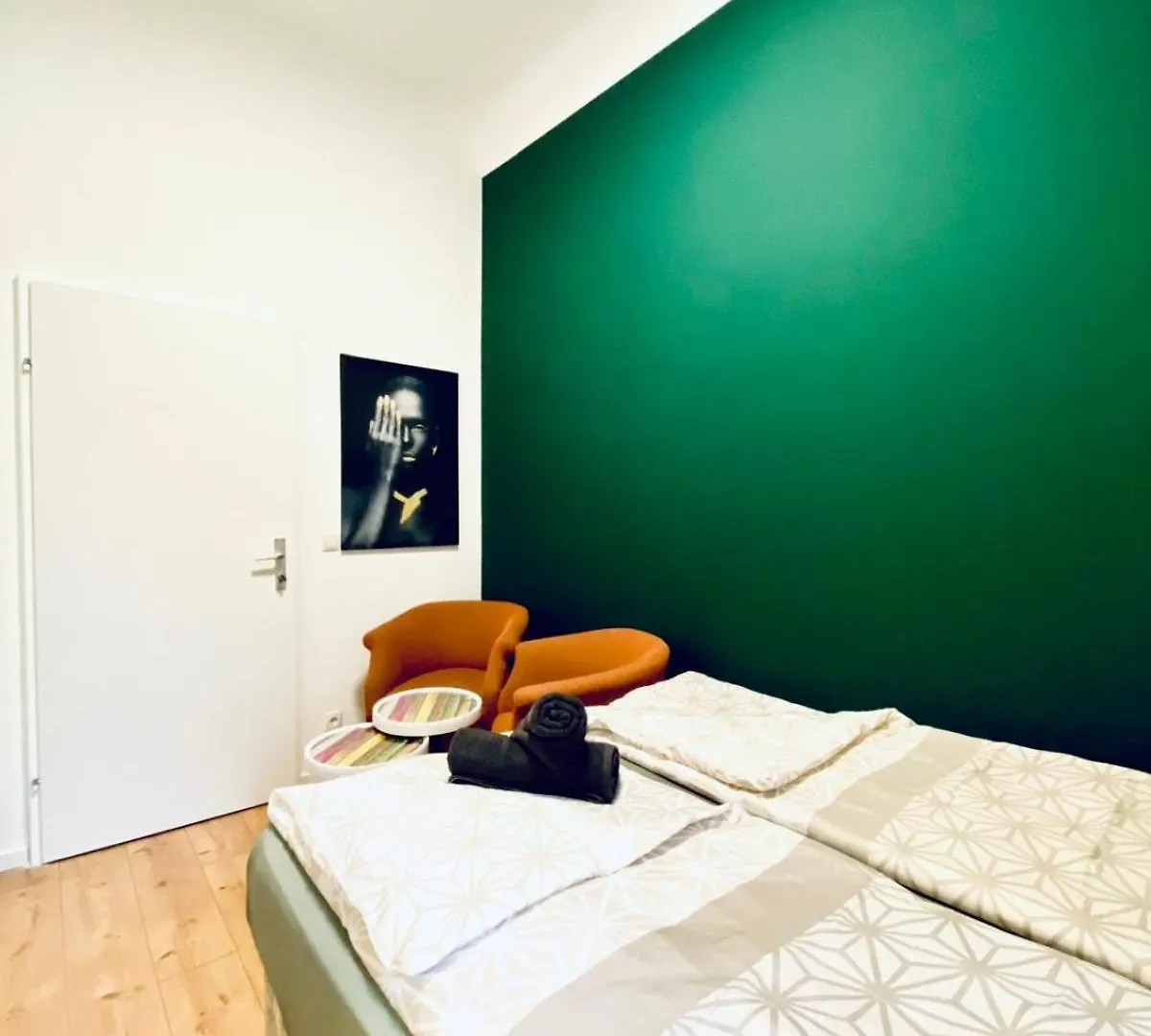 Apartman 8 Fully Equipped Studio Apt W Terrace Margareten Bécs
