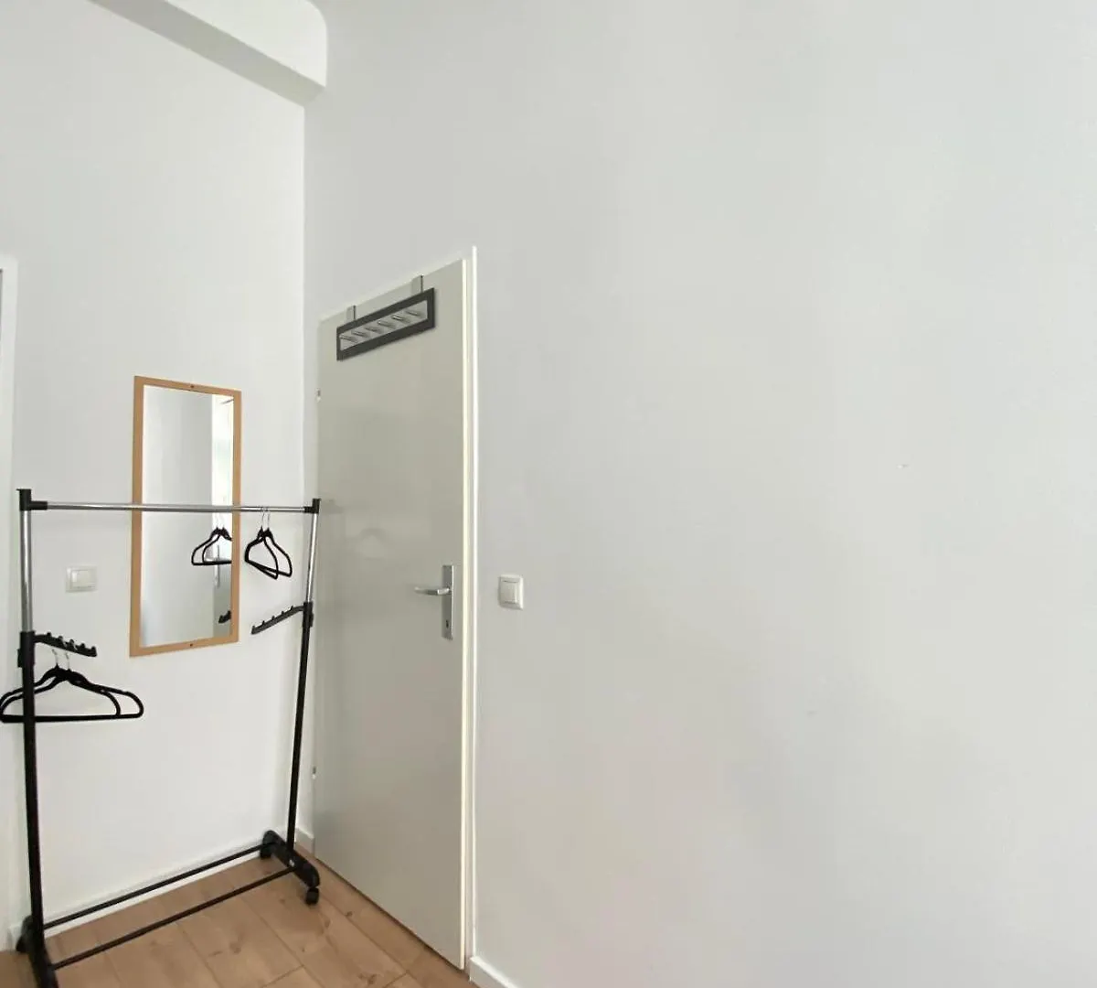 8 Fully Equipped Studio Apt W Terrace Margareten Bécs Apartman
