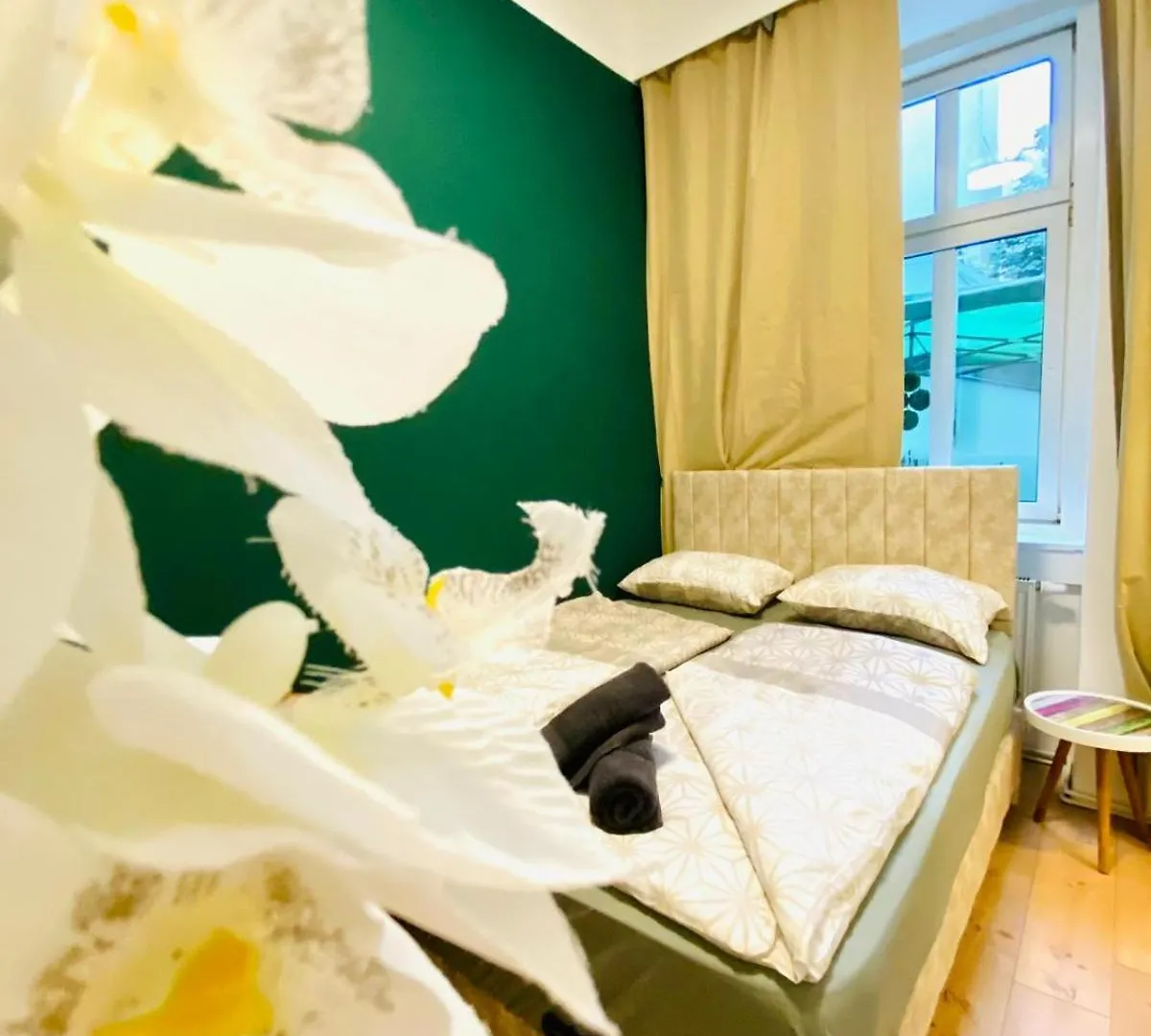 8 Fully Equipped Studio Apt W Terrace Margareten Βιέννη 0*,  Αυστρία
