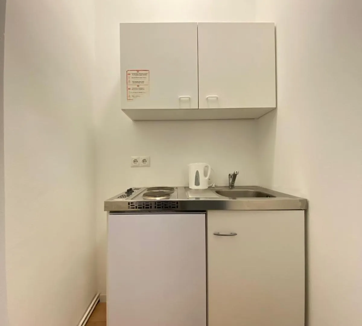 8 Fully Equipped Studio Apt W Terrace Margareten Βιέννη Διαμέρισμα
